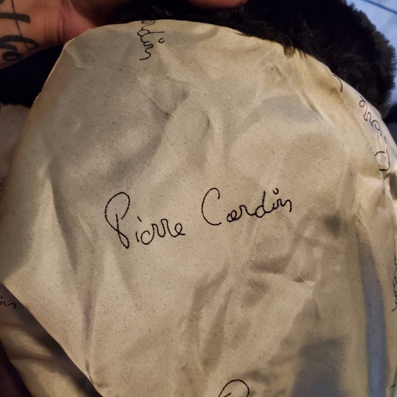 Fur cover up - Picture 2 of 2